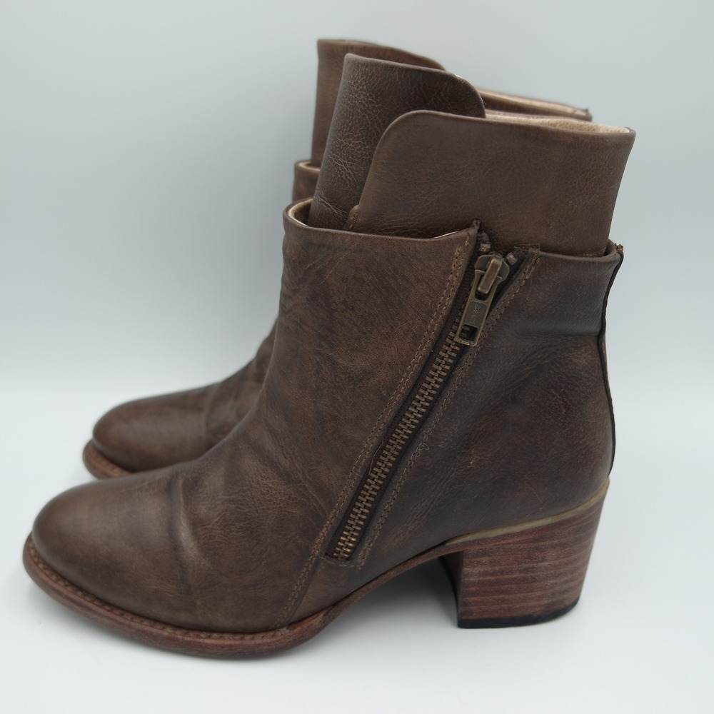Freebird by Steven Clip Brown Distressed Leather Double Layer Ankle Boots 7